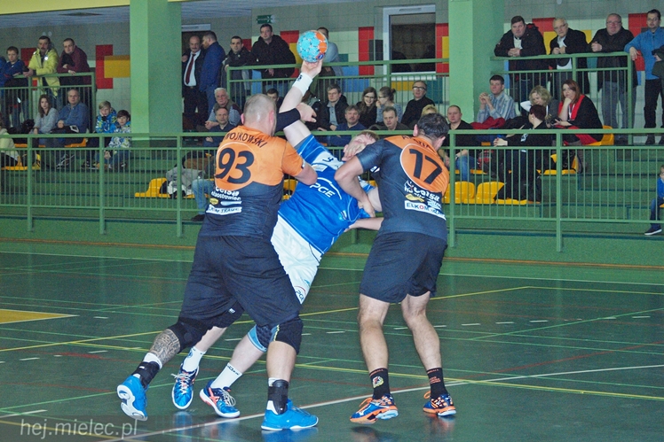 PGE Stal Mielec zagrała sparing bardzo młodym składem