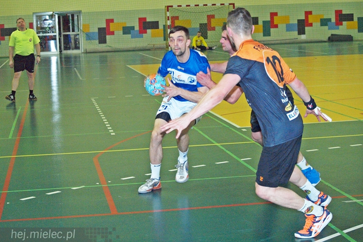 PGE Stal Mielec zagrała sparing bardzo młodym składem
