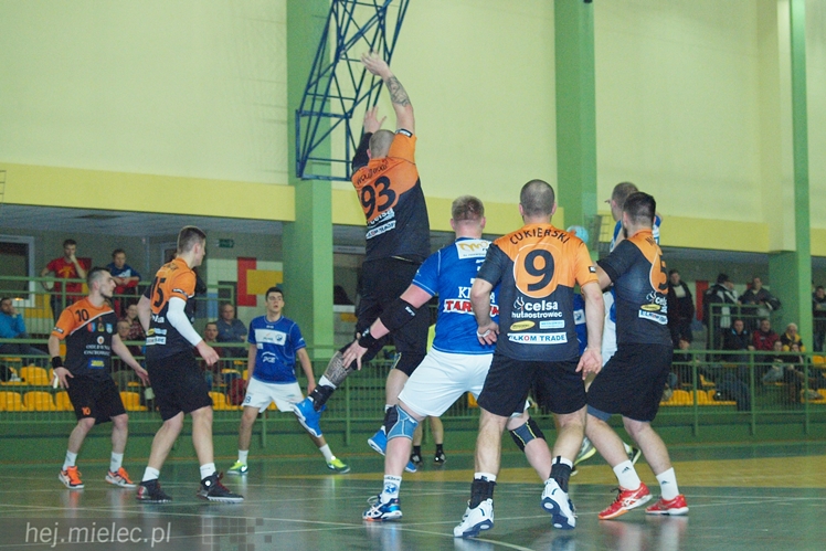 PGE Stal Mielec zagrała sparing bardzo młodym składem