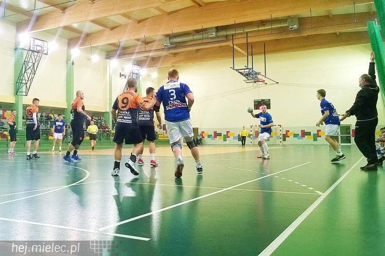 PGE Stal Mielec zagrała sparing bardzo młodym składem