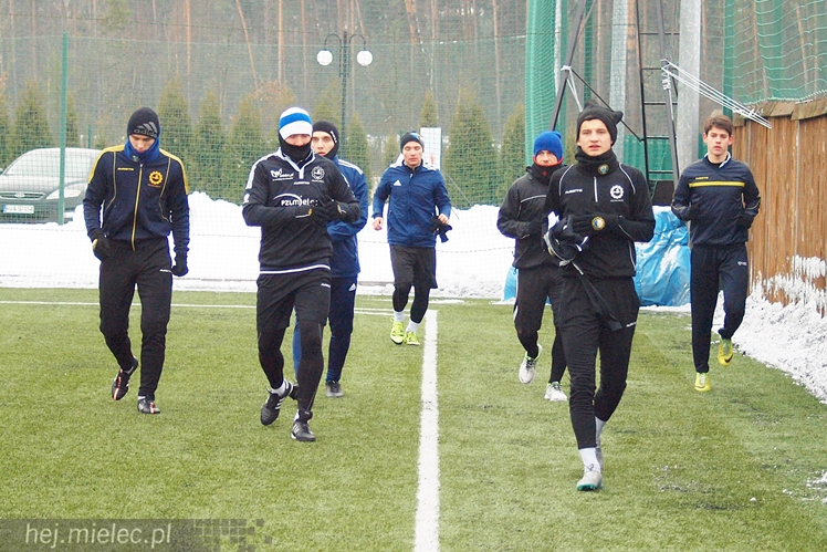 Sparingowe zwycięstwo FKS Stali