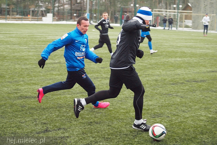 Sparingowe zwycięstwo FKS Stali