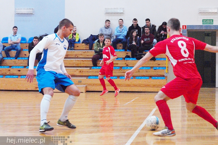 Horror futsalowy: wynik 3:3, bramki w ostatnich sekundach, usunięty trener