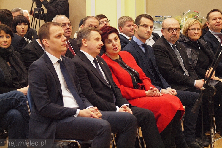 Tłumy na noworocznym spotkaniu PiS w Mielcu