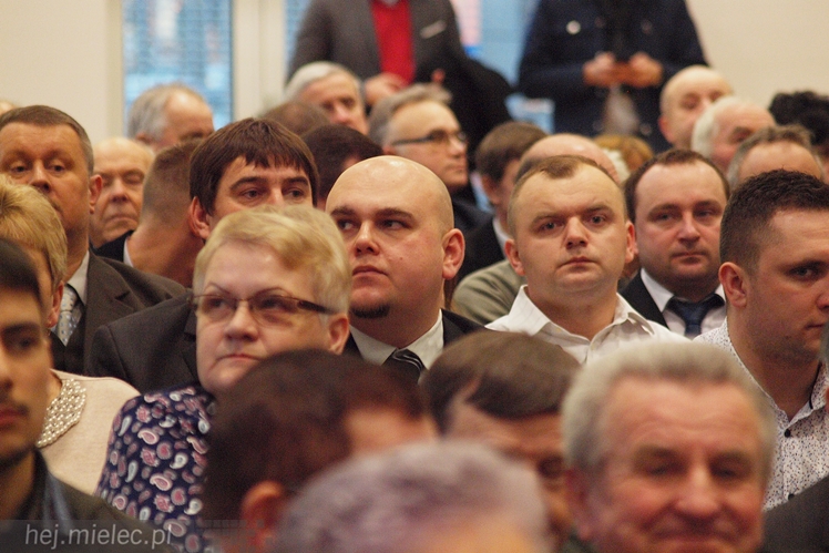 Tłumy na noworocznym spotkaniu PiS w Mielcu