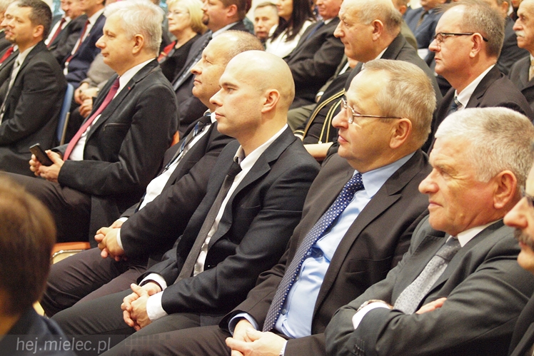 Tłumy na noworocznym spotkaniu PiS w Mielcu