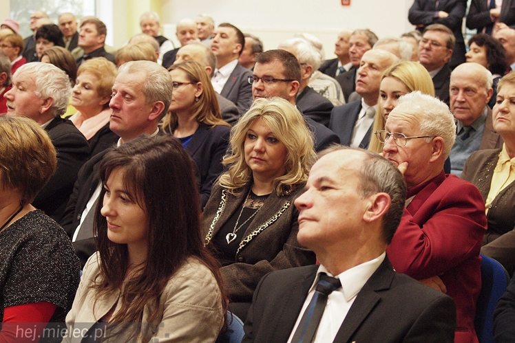 Tłumy na noworocznym spotkaniu PiS w Mielcu