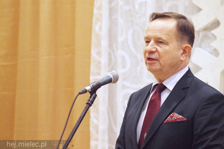 Tłumy na noworocznym spotkaniu PiS w Mielcu