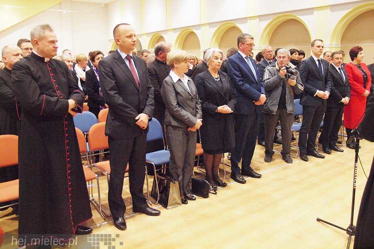 Tłumy na noworocznym spotkaniu PiS w Mielcu