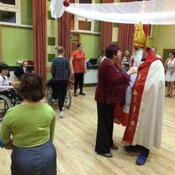 Sobotnia zabawa karnawałowo-noworoczna dla osób niepełnosprawnych