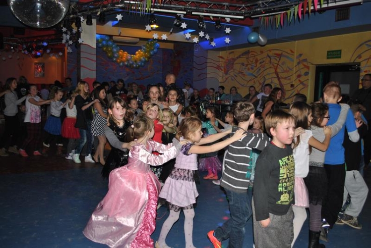 Zabawa choinkowa 2016 na Osiedlu Niepodległości