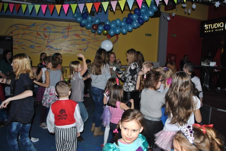 Zabawa choinkowa 2016 na Osiedlu Niepodległości