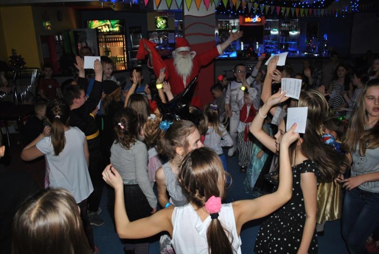 Zabawa choinkowa 2016 na Osiedlu Niepodległości