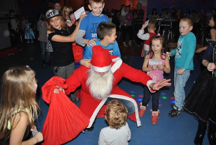 Zabawa choinkowa 2016 na Osiedlu Niepodległości