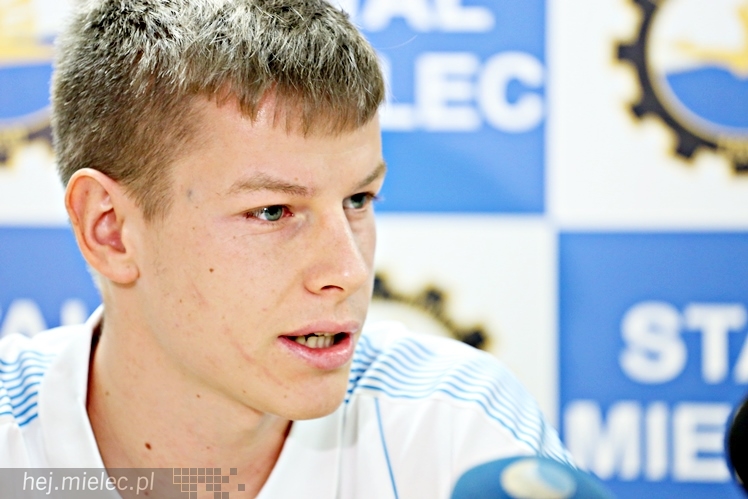 Mikrofon FKS - spotkanie prasowe w klubie piłkarskim FKS Stal Mielec