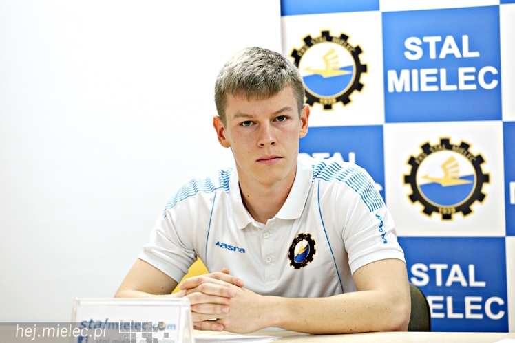 Mikrofon FKS - spotkanie prasowe w klubie piłkarskim FKS Stal Mielec