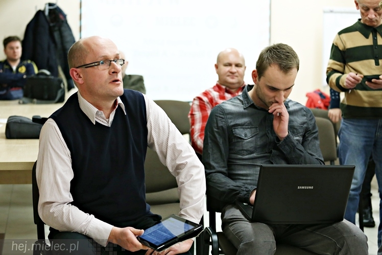 Mikrofon FKS - spotkanie prasowe w klubie piłkarskim FKS Stal Mielec