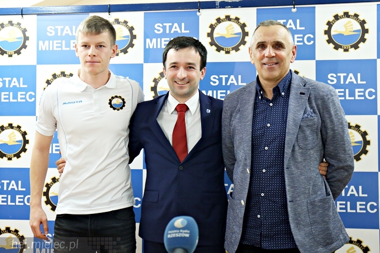 Mikrofon FKS - spotkanie prasowe w klubie piłkarskim FKS Stal Mielec