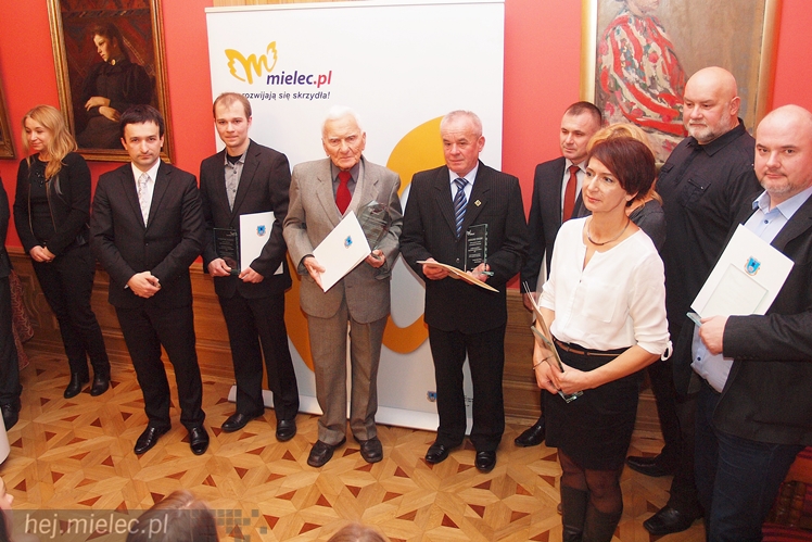 Sportowcy, trenerzy i działacze otrzymali nagrody prezydenta