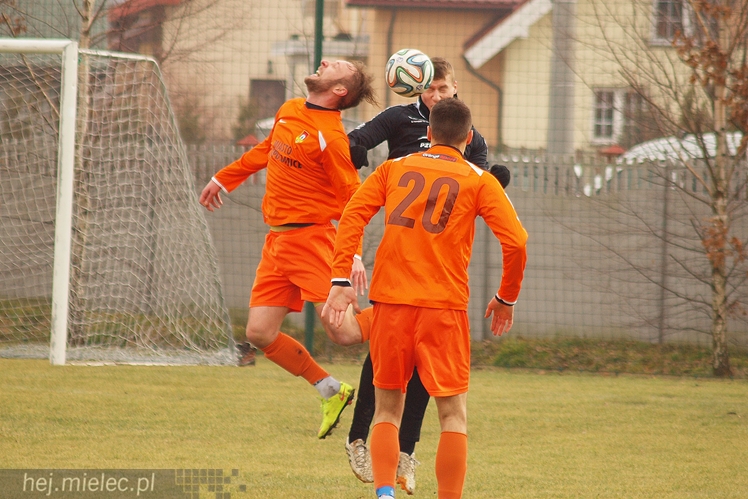 W Pustyni z Puszczą na 0:0