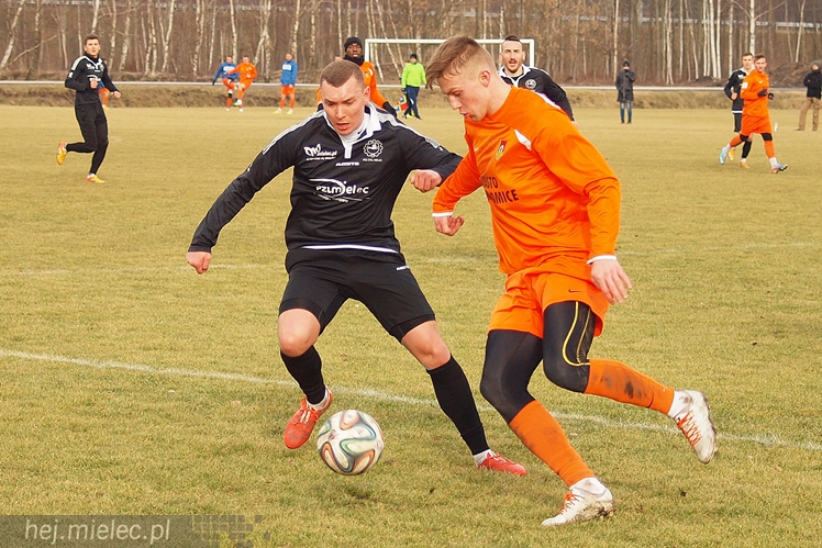W Pustyni z Puszczą na 0:0