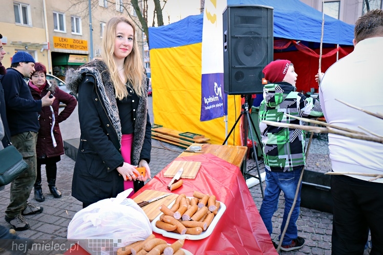 Walentynkowe grillowanie na Placu Armii Krajowej