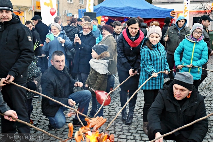 Walentynkowe grillowanie na Placu Armii Krajowej