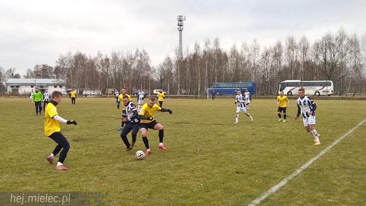 Sparing: FKS Stal Mielec - MKS Sandecja Nowy Sącz