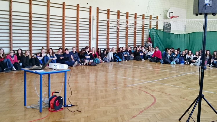 Spotkania w młodzieżą w ramach projektu ?I Ty Podaruj Życie?