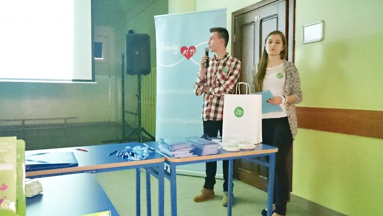 Spotkania w młodzieżą w ramach projektu ?I Ty Podaruj Życie?