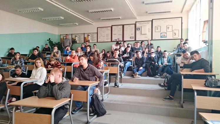 Spotkania w młodzieżą w ramach projektu ?I Ty Podaruj Życie?