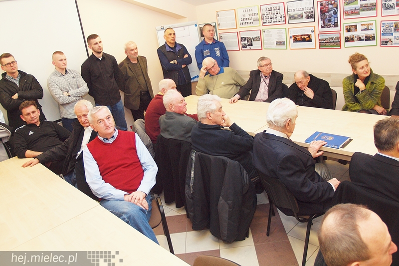 Edward Kazimierski przypomina o historii Fabrycznego Klubu Sportowego