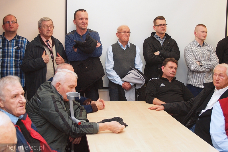 Edward Kazimierski przypomina o historii Fabrycznego Klubu Sportowego