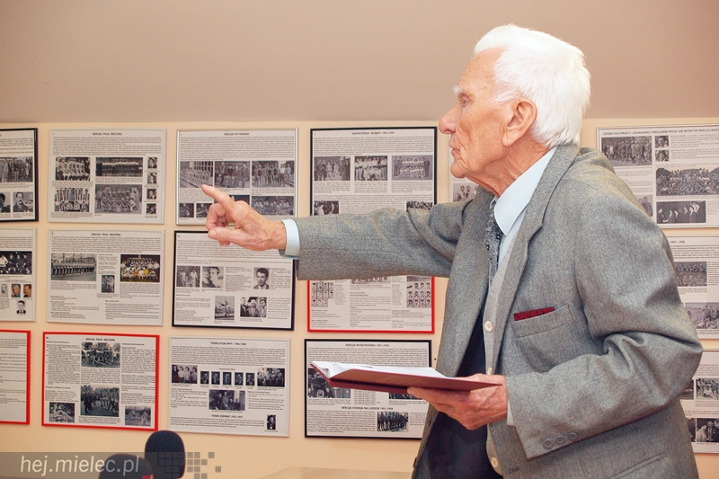 Edward Kazimierski przypomina o historii Fabrycznego Klubu Sportowego