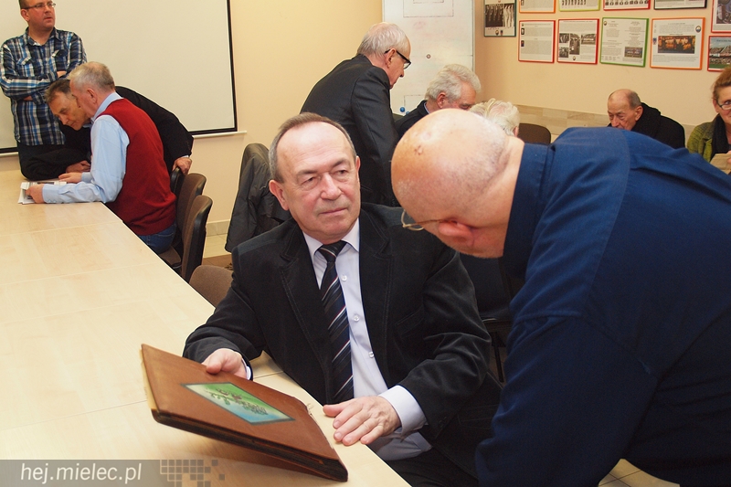 Edward Kazimierski przypomina o historii Fabrycznego Klubu Sportowego