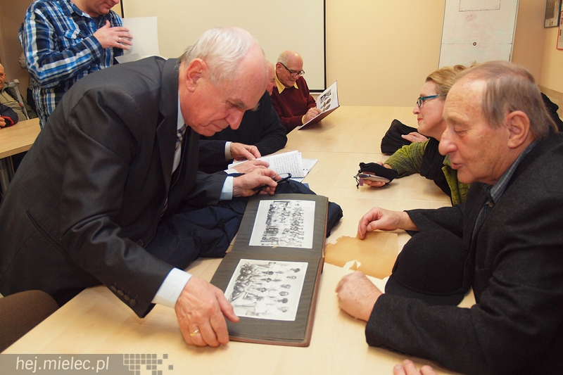 Edward Kazimierski przypomina o historii Fabrycznego Klubu Sportowego