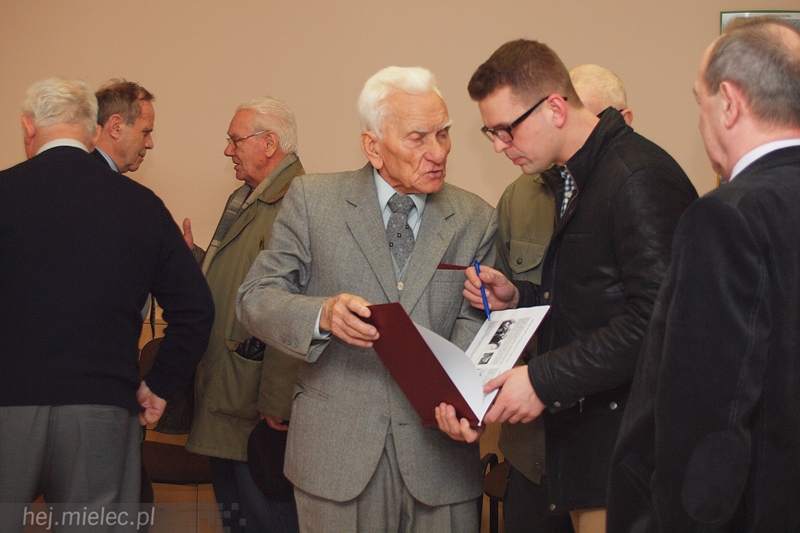 Edward Kazimierski przypomina o historii Fabrycznego Klubu Sportowego