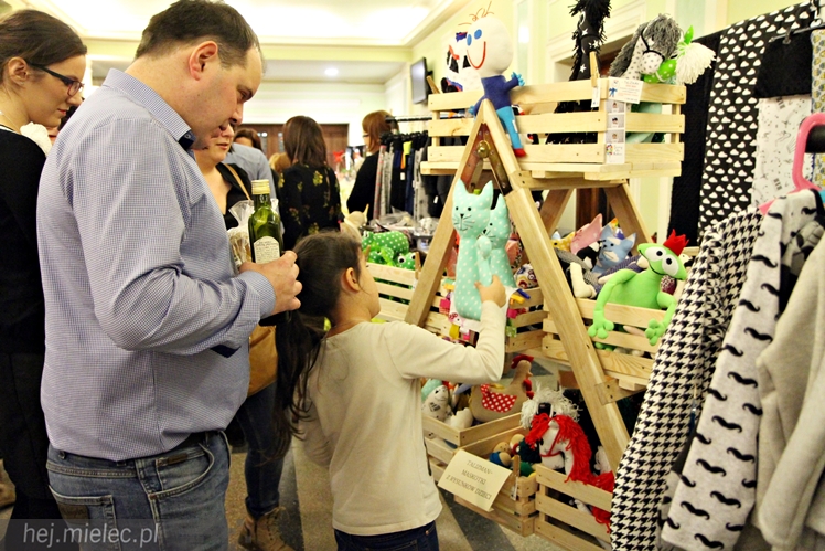 ?Rzeszowiacy?, ?Abrakadabra? i uczniowie z Żarówki we wspólnym koncercie dla chorego Maksa