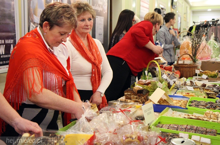 ?Rzeszowiacy?, ?Abrakadabra? i uczniowie z Żarówki we wspólnym koncercie dla chorego Maksa