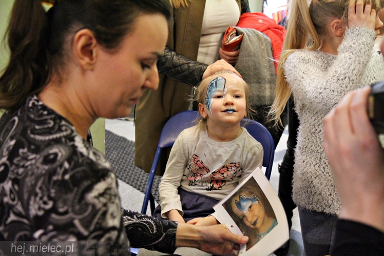 ?Rzeszowiacy?, ?Abrakadabra? i uczniowie z Żarówki we wspólnym koncercie dla chorego Maksa