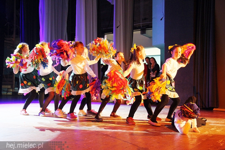 ?Rzeszowiacy?, ?Abrakadabra? i uczniowie z Żarówki we wspólnym koncercie dla chorego Maksa