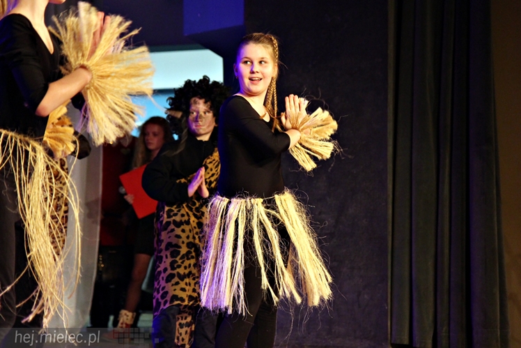 ?Rzeszowiacy?, ?Abrakadabra? i uczniowie z Żarówki we wspólnym koncercie dla chorego Maksa