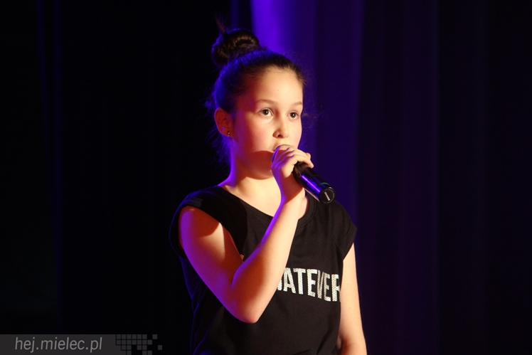 ?Rzeszowiacy?, ?Abrakadabra? i uczniowie z Żarówki we wspólnym koncercie dla chorego Maksa