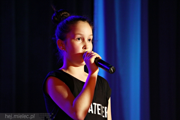 ?Rzeszowiacy?, ?Abrakadabra? i uczniowie z Żarówki we wspólnym koncercie dla chorego Maksa