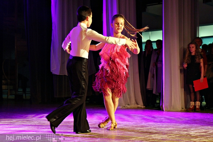 ?Rzeszowiacy?, ?Abrakadabra? i uczniowie z Żarówki we wspólnym koncercie dla chorego Maksa