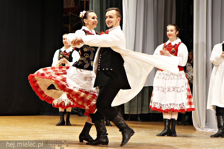 ?Rzeszowiacy?, ?Abrakadabra? i uczniowie z Żarówki we wspólnym koncercie dla chorego Maksa