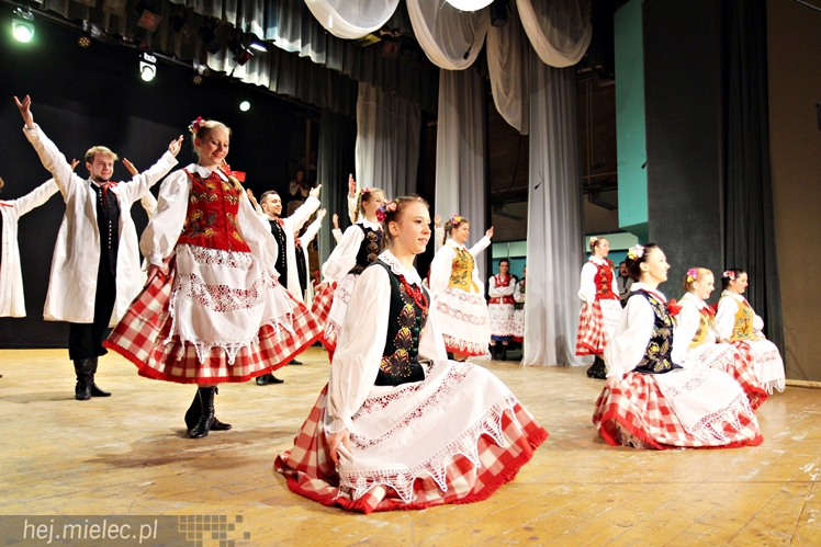 ?Rzeszowiacy?, ?Abrakadabra? i uczniowie z Żarówki we wspólnym koncercie dla chorego Maksa