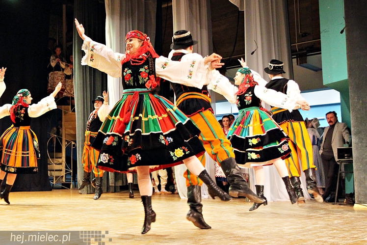 ?Rzeszowiacy?, ?Abrakadabra? i uczniowie z Żarówki we wspólnym koncercie dla chorego Maksa