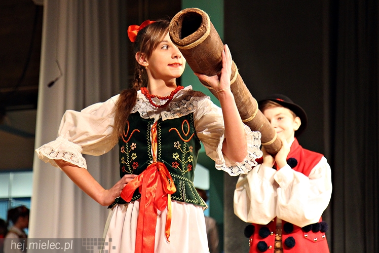 ?Rzeszowiacy?, ?Abrakadabra? i uczniowie z Żarówki we wspólnym koncercie dla chorego Maksa