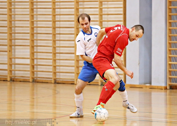 KF STAL MIELEC - GKS Berland OSiR Komprachcice 4:7